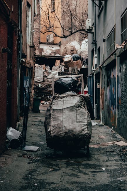 Common problems with narrow access rubbish jobs UB8